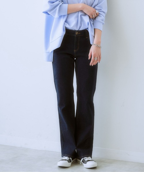 SMILE LAND(スマイルランド)の「<大きいサイズ>すごのびストレッチデニムストレートパンツ(ゆったり太もも)【股下68cm】(デニムパンツ・レディース・ブルー系/ネイビー/ブルー系その他・L/LL/3L/4L/5L)」の12枚目の写真