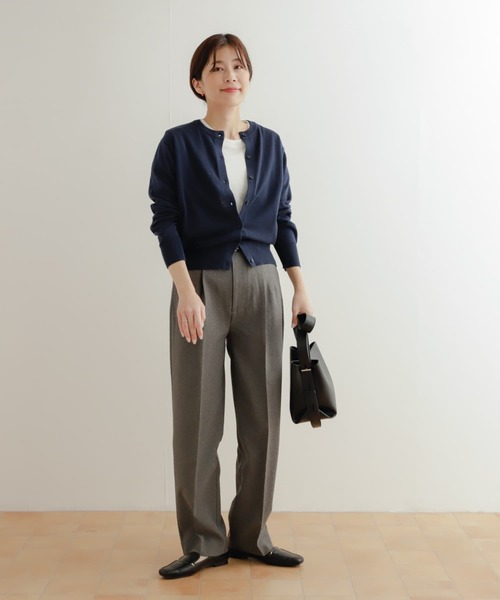 URBAN RESEARCH DOORS（アーバンリサーチドアーズ）の「オーガニックコットンクルーネックカーディガン（カーディガン/ボレロ・レディース・オフホワイト/ネイビー/グリーン系その他/イエロー系その他・MEDIUM）」の20枚目の写真