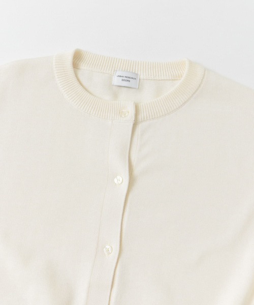 URBAN RESEARCH DOORS（アーバンリサーチドアーズ）の「オーガニックコットンクルーネックカーディガン（カーディガン/ボレロ・レディース・オフホワイト/ネイビー/グリーン系その他/イエロー系その他・MEDIUM）」の8枚目の写真