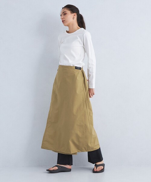 green label relaxing（グリーンレーベルリラクシング）の「【別注】＜KiU＞レインスカート - はっ水 -（レインコート/ポンチョ・レディース・ブラック/ベージュ・FREE）」の4枚目の写真