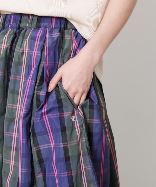 Arnold Palmer（アーノルドパーマー）の「チェック タック スカート（スカート・レディース・ブラック/グリーン・L/S/M）」の3枚目の写真