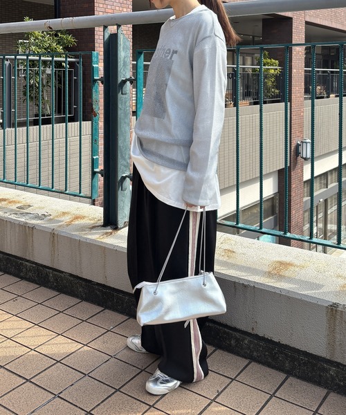 ISOOK（アイスー）の「【ISOOK / アイスー】シアーオーバーラメトップス / 春服 春トップス ラメトップス シアートップス オケージョン シアーロンT ブラウス クルーネック オーバーサイズ ZOZOTOWN限定（Tシャツ/カットソー・レディース・ブラック/ホワイト/グレー/ブラウン・FREE）」の8枚目の写真