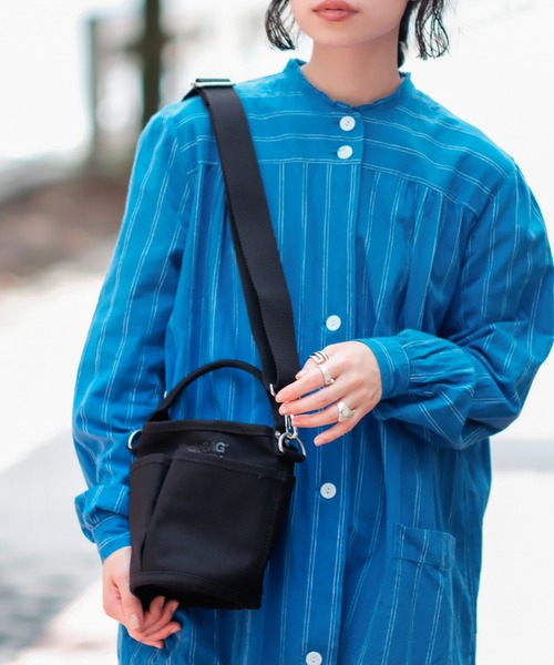 VegieBAG(ベジバッグ)の「【VegieBAG/ベジバッグ】MINI BUCKET / キャンバス ショルダーバッグ / ハンドバッグ(トートバッグ・レディース・アイボリー/ブラック・フリー)」の2枚目の写真
