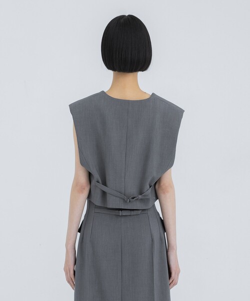 STUDIOUS（ステュディオス）の「【STUDIOUS/ステュディオス】クロップドテーラードベスト（ベスト・レディース・ブラック/グレー・FREE）」の20枚目の写真