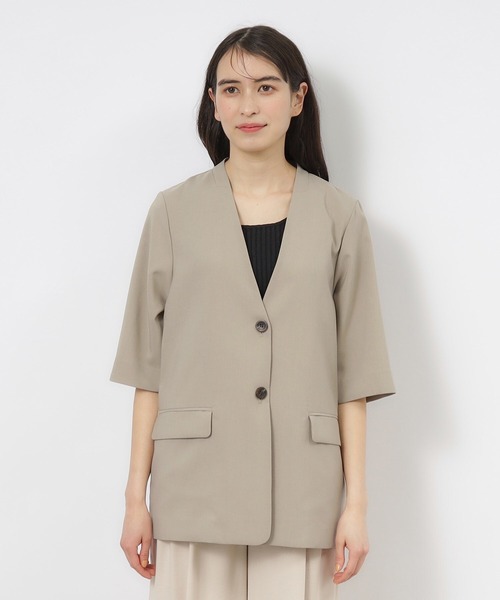 OPAQUE.CLIP（オペークドットクリップ）の「◆ハーフスリーブノーカラージャケット【洗濯機洗い可】（ノーカラージャケット・レディース・ライトベージュ/グレー・40/38/42）」の6枚目の写真