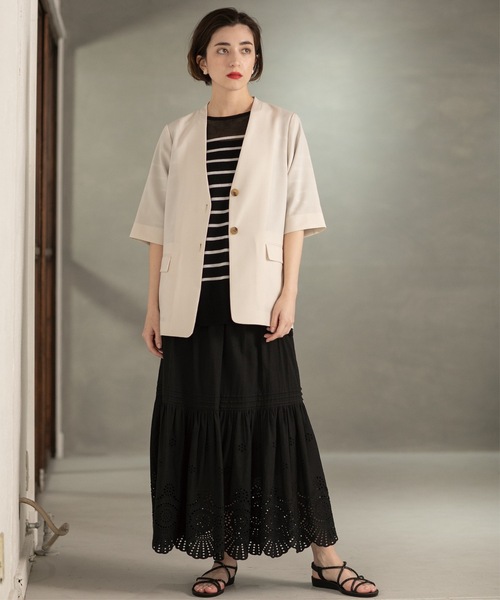 #オペークドットクリップ #ノーカラーフレアスリーブジャケット 通勤・セレモニー対応/セットアップ対応》パール調ボタンフレア