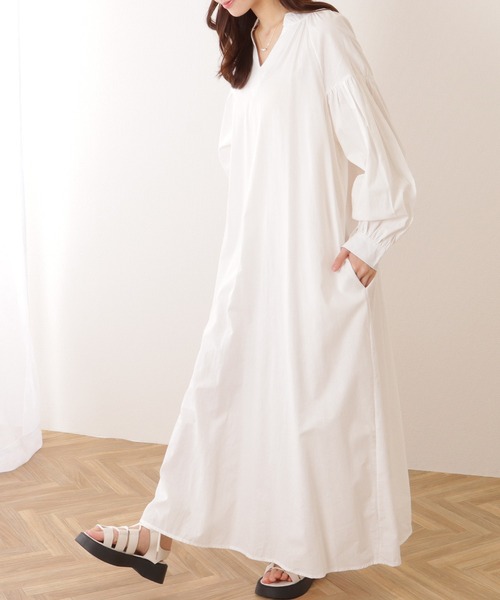 Lace Ladies(レースレディース)の「ソリッドカラー キーネック バルーン袖 マキシ ワンピース(ワンピース・レディース・ブラック/ベージュ/ホワイト・M)」の12枚目の写真