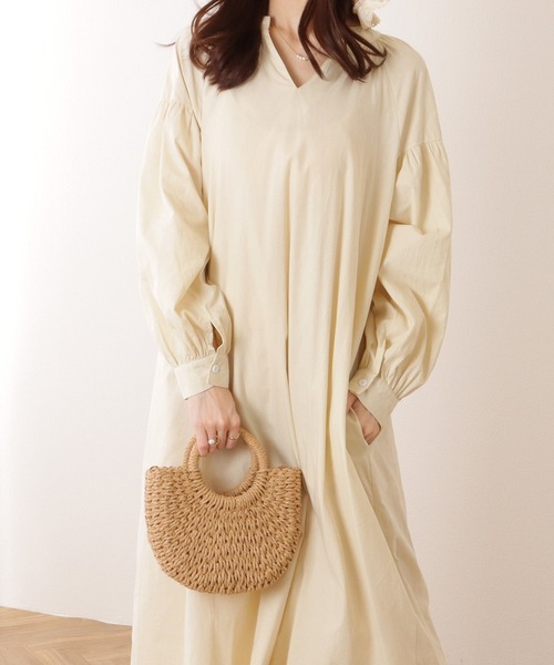 Lace Ladies(レースレディース)の「ソリッドカラー キーネック バルーン袖 マキシ ワンピース(ワンピース・レディース・ブラック/ベージュ/ホワイト・M)」の15枚目の写真