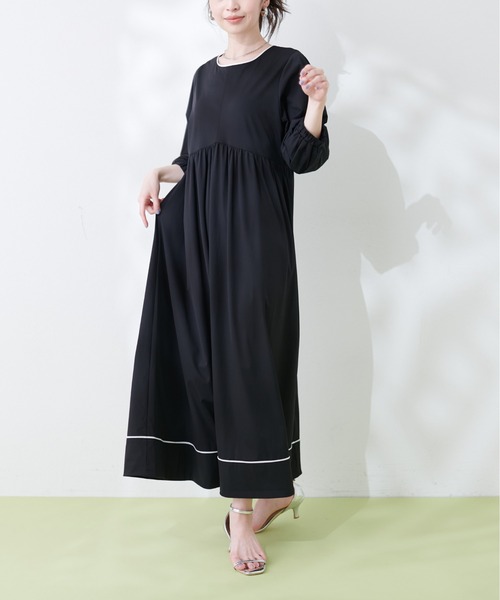 natural couture(ナチュラルクチュール)の「パイピングランタンデザインワンピース(ラッシュガード・レディース・ブラック/モカ/ライトベージュ・FREE)」の4枚目の写真