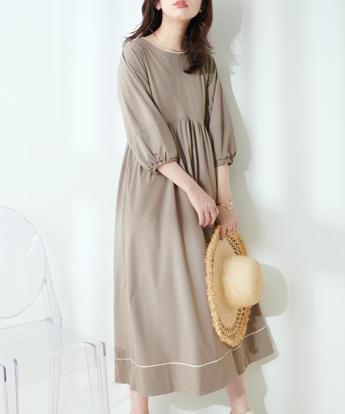 natural couture(ナチュラルクチュール)の「パイピングランタンデザインワンピース(ラッシュガード・レディース・ブラック/モカ/ライトベージュ・FREE)」の12枚目の写真