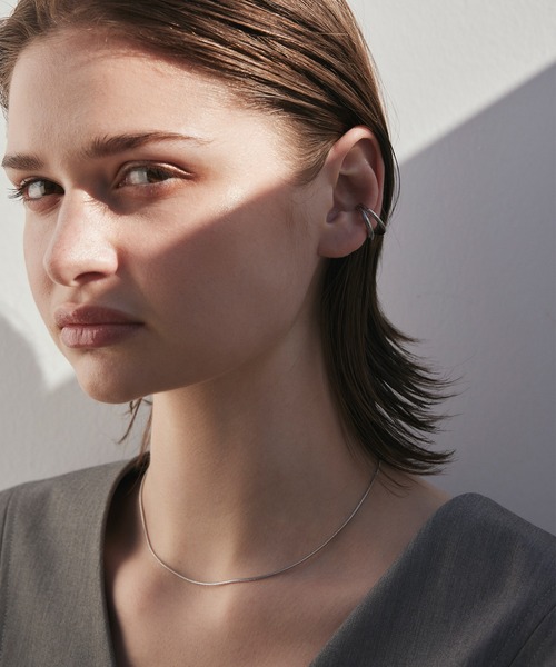 CENE(セネ)の「【CENE】セネ/ダブルラインイヤーカフ(イヤーカフ・レディース・ゴールド/シルバー・FREE)」の16枚目の写真