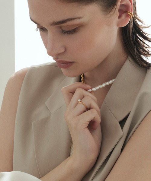 CENE(セネ)の「【CENE】セネ/ダブルラインイヤーカフ(イヤーカフ・レディース・ゴールド/シルバー・FREE)」の3枚目の写真