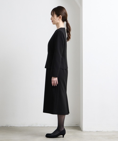 AIMER（エメ）の「【喪服・礼服】ウォッシャブル Vネックジャケット・クルーネックタイトワンピース 2点セットブラックフォーマルアンサンブル（スーツセット・レディース・ブラック・5号/7号/9号/11号/13号/15号/17号）」の13枚目の写真