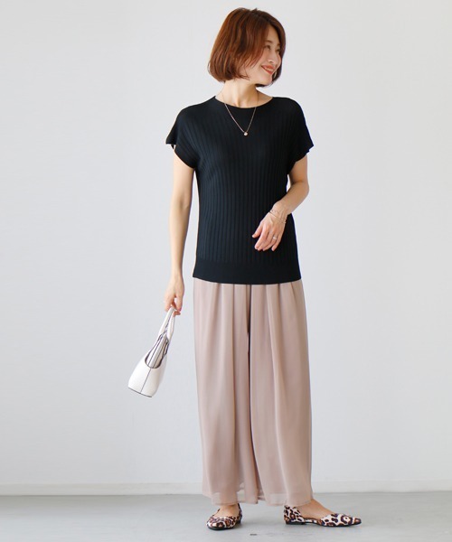 Ehre style（エーレスタイル）の「夏の制服に。ずっと着ていたいサラッと涼ニット（Tシャツ/カットソー・レディース・ホワイト/ブラック/グリーン系その他・FREE）」の4枚目の写真