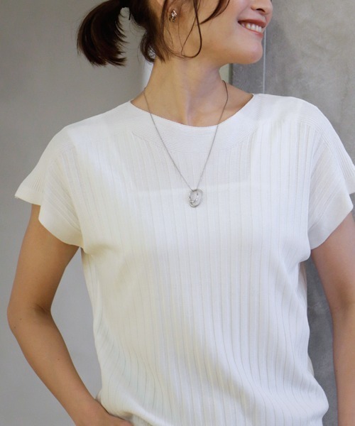 Ehre style（エーレスタイル）の「夏の制服に。ずっと着ていたいサラッと涼ニット（Tシャツ/カットソー・レディース・ホワイト/ブラック/グリーン系その他・FREE）」の8枚目の写真
