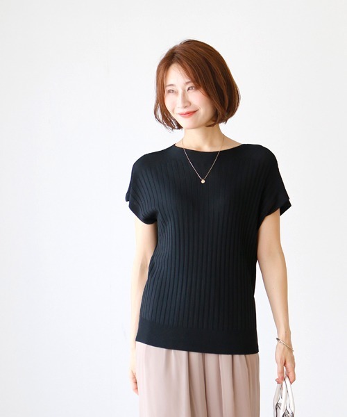 Ehre style（エーレスタイル）の「夏の制服に。ずっと着ていたいサラッと涼ニット（Tシャツ/カットソー・レディース・ホワイト/ブラック/グリーン系その他・FREE）」の13枚目の写真