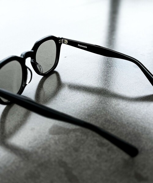 Stutostein Nolley's（シュテットシュタインノーリーズ）の「NOAH ウェリントン/スクエア カラーレンズ サングラス（サングラス・メンズ・ブラック・FREE）」の14枚目の写真