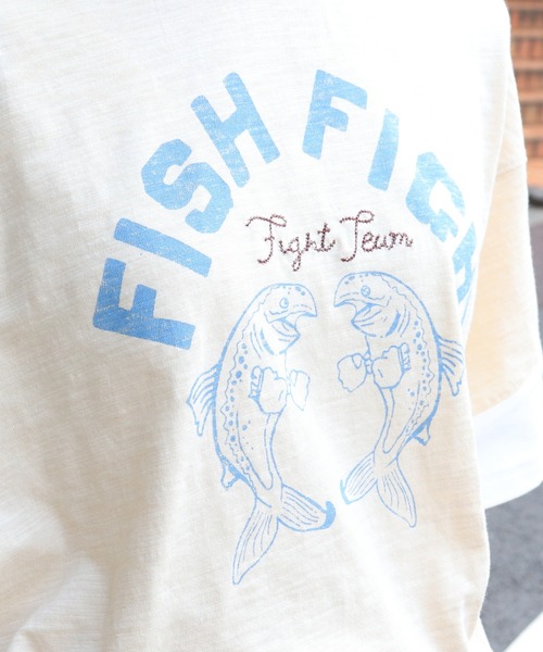 DOUBLE NAME（ダブルネーム）の「FISH FIGHTスラブ天竺TEE（Tシャツ/カットソー・レディース・ブルー/ベージュ/スミクロ・FREE）」の12枚目の写真
