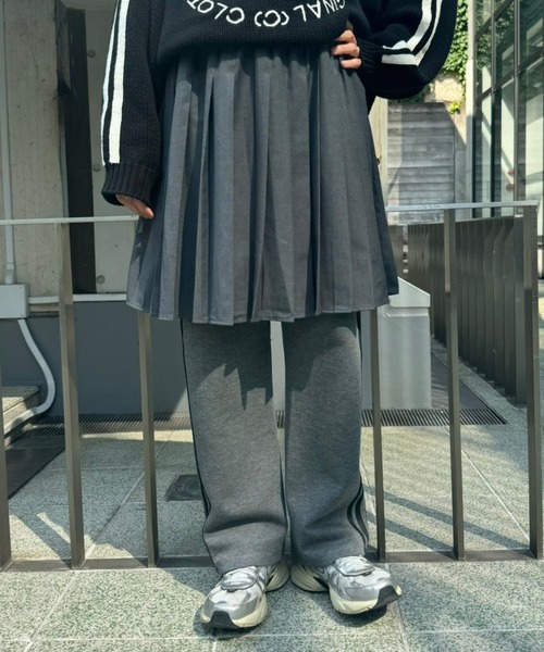 Candy Stripper(キャンディストリッパー)の「PLEATS LAYERED パンツ(その他パンツ・レディース・ネイビー/ヘザーグレー/ブラック・2)」の3枚目の写真