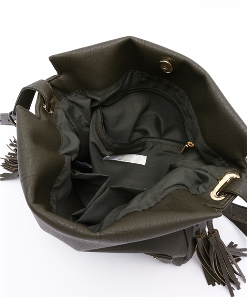 Chico（チコ）の「【who's who Chico】サイドタッセルショルダーバック（ショルダーバッグ・レディース・ベージュ/カーキ/ブラック・FREE）」の10枚目の写真