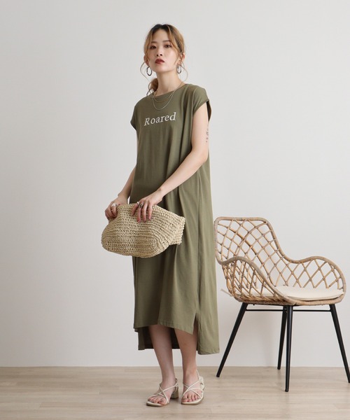 atONE(アットワン)の「フロント刺繍クルーネックカットワンピース(ワンピース・レディース・ブラック/カーキ/モカ・M)」の19枚目の写真