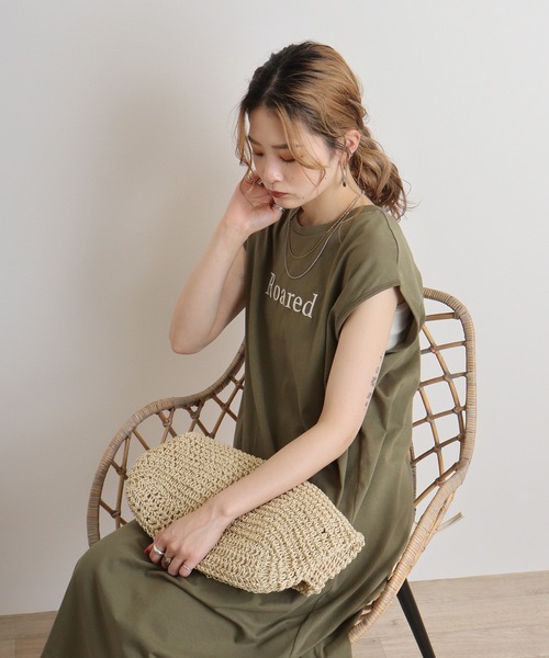 atONE(アットワン)の「フロント刺繍クルーネックカットワンピース(ワンピース・レディース・ブラック/カーキ/モカ・M)」の20枚目の写真