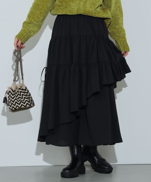 BEAMS HEART（ビームスハート）の「アシメ ティアード スカート（スカート・レディース・ブラック/ホワイト系その他5・FREE）」の2枚目の写真