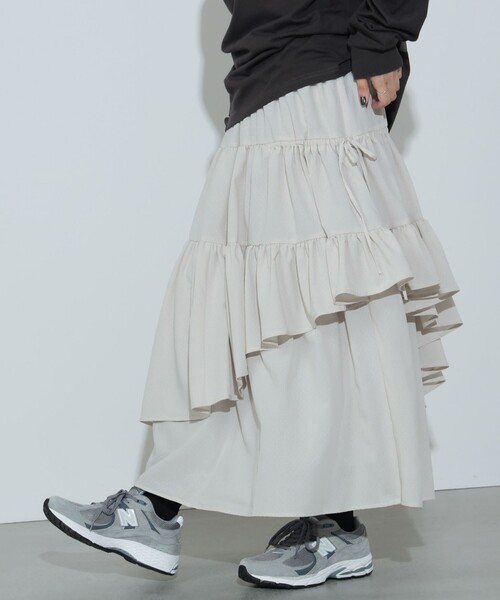 BEAMS HEART（ビームスハート）の「アシメ ティアード スカート（スカート・レディース・ブラック/ホワイト系その他5・FREE）」の11枚目の写真