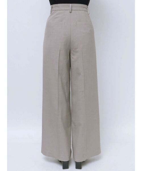 ELENDEEK（エレンディーク）の「ウォッシャブルテーパードワイドパンツ（その他パンツ・レディース・グレー/イエロー・01/02）」の14枚目の写真