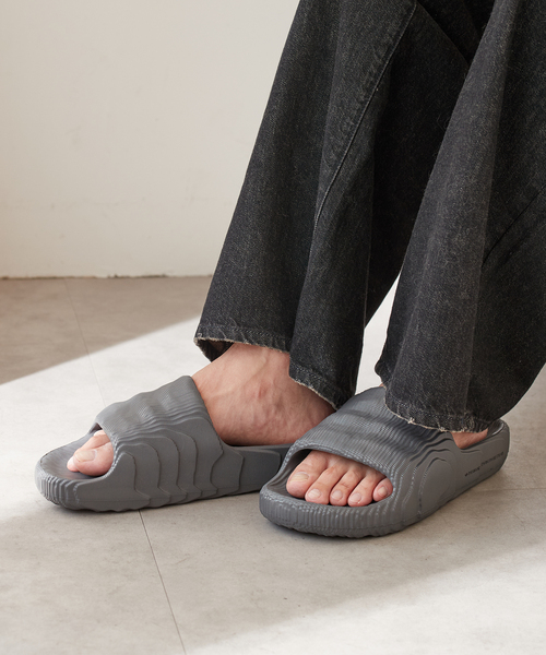 adidas（アディダス）の「adidas ADILETTE 22 MDF05（サンダル）」 - WEAR