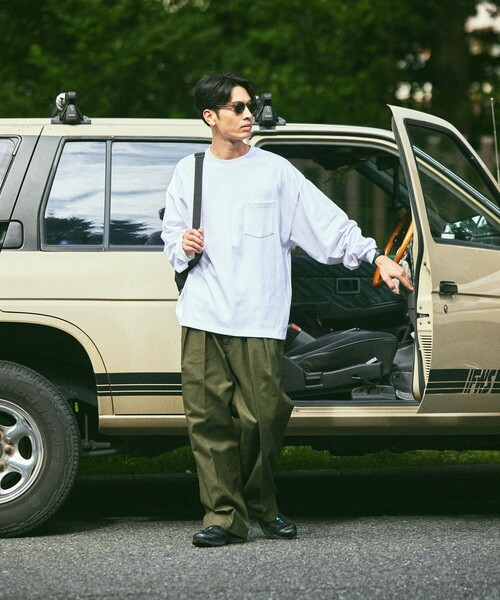 FREAK'S STORE（フリークスストア）の「限定展開 9オンス Heavyweight ビッグシルエット クルーネック ロングスリーブTシャツ/ヘビーウェイト/ロンTEE（Tシャツ/カットソー・メンズ・ホワイト/アッシュグレー/スミクロ/ホワイト系その他/ネイビー/ブラック・SMALL/MEDIUM/LARGE）」の12枚目の写真