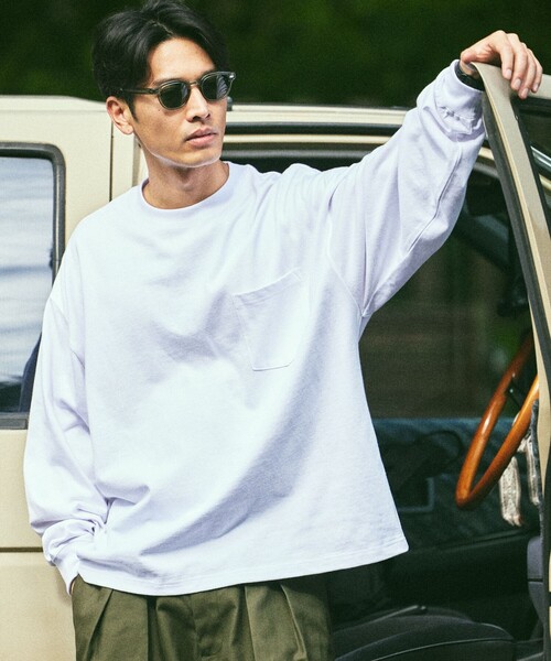 FREAK'S STORE（フリークスストア）の「限定展開 9オンス Heavyweight ビッグシルエット クルーネック ロングスリーブTシャツ/ヘビーウェイト/ロンTEE（Tシャツ/カットソー・メンズ・ホワイト/アッシュグレー/スミクロ/ホワイト系その他/ネイビー/ブラック・SMALL/MEDIUM/LARGE）」の7枚目の写真