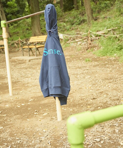 Firsthand(ファーストハンド)の「MA Firsthand/マ ファーストハンド Sense. HOODIE / ロゴスウェット / プリントスウェット / プルオーバーフーディ(パーカー・メンズ・グレー/ブラック/ネイビー・LARGE/MEDIUM)」の6枚目の写真