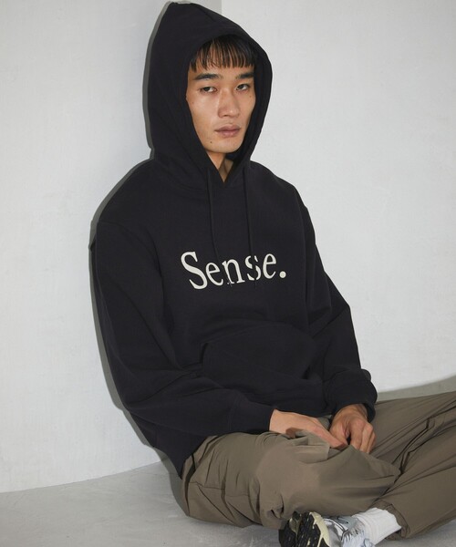 Firsthand(ファーストハンド)の「MA Firsthand/マ ファーストハンド Sense. HOODIE / ロゴスウェット / プリントスウェット / プルオーバーフーディ(パーカー・メンズ・グレー/ブラック/ネイビー・LARGE/MEDIUM)」の5枚目の写真