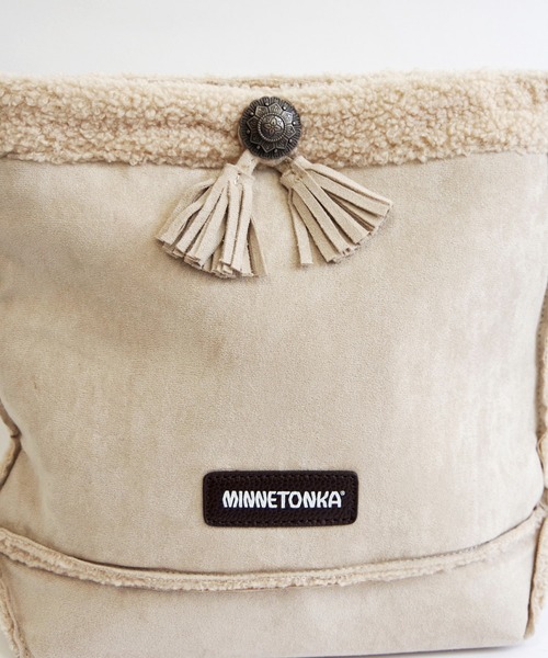 Minnetonka（ミネトンカ）の「【MINNETONKA】ミネトンカ SUEDE×BOA SHOULDER BAG スエード× ボアトートショルダーバッグ（ショルダーバッグ・レディース・ブラック/ブラウン/アイボリー・FREE）」の16枚目の写真