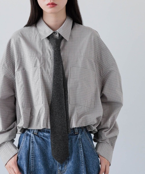 yuw(ユウ)の「Minkウールニットタイ 151554(ストール/ショール・レディース・グリーン/チャコールグレー・FREE)」の6枚目の写真