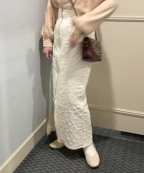 merrylatte(メリーラテ)の「ふくれジャガードダブルジッパースカート(スカート・レディース・アイボリー・SMALL)」の9枚目の写真