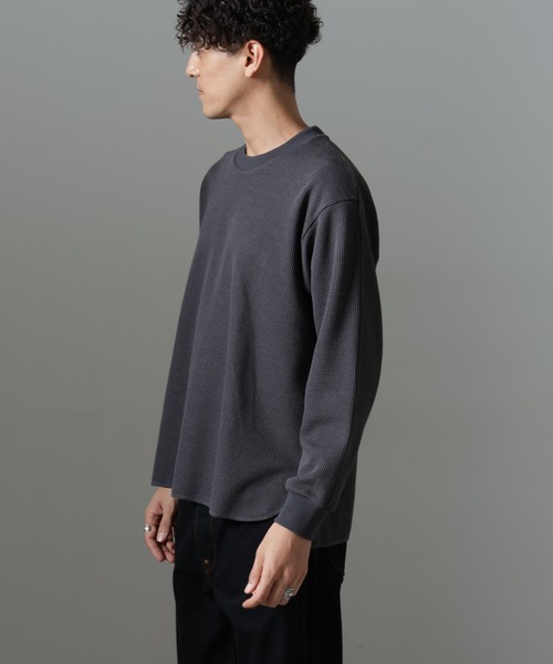 NANO universe(ナノユニバース)の「テクノワッフル ロングスリーブTシャツ(Tシャツ/カットソー・メンズ・チャコール/オフホワイト・L/M)」の11枚目の写真