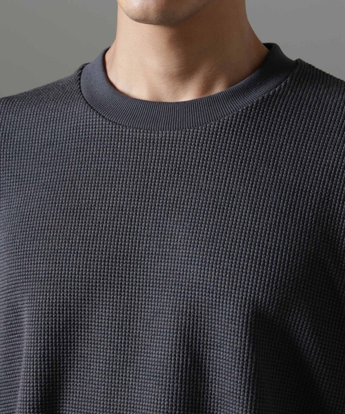 NANO universe(ナノユニバース)の「テクノワッフル ロングスリーブTシャツ(Tシャツ/カットソー・メンズ・チャコール/オフホワイト・L/M)」の20枚目の写真