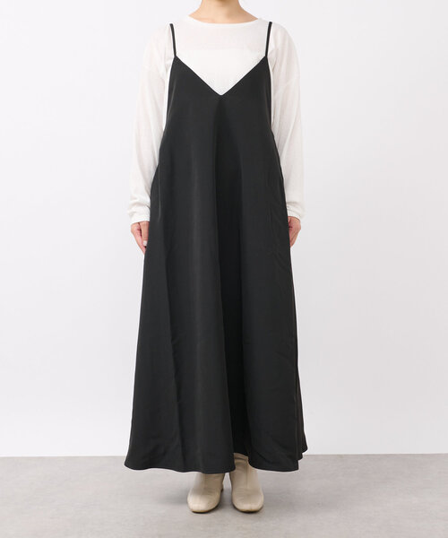 un dix cors(アンディコール)の「《体のラインを拾わない・後ろ姿が盛れる》バックリボンフレアキャミワンピース(ワンピース・レディース・ブラック/モカ・FREE)」の3枚目の写真