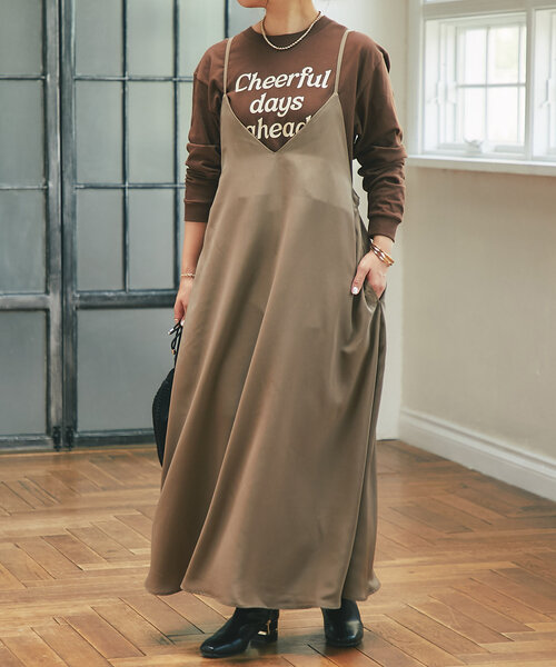 un dix cors(アンディコール)の「《体のラインを拾わない・後ろ姿が盛れる》バックリボンフレアキャミワンピース(ワンピース・レディース・ブラック/モカ・FREE)」の15枚目の写真