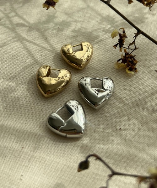 セール】ぷっくりボリュームハートワンタッチピアス (両耳用)（ピアス