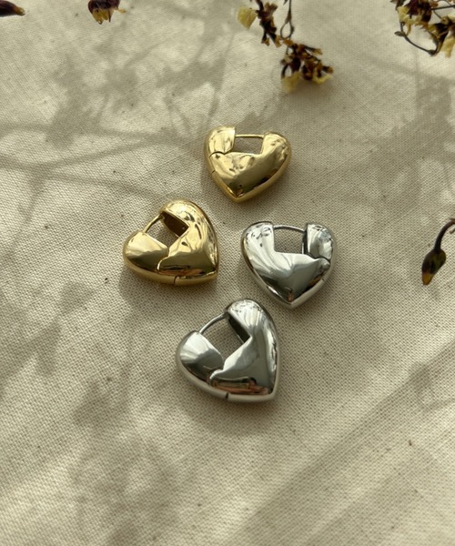 ciite'(シーテ)の「ぷっくりボリュームハートワンタッチピアス (両耳用)(ピアス(両耳用)・レディース・シルバー/ゴールド・FREE)」の16枚目の写真