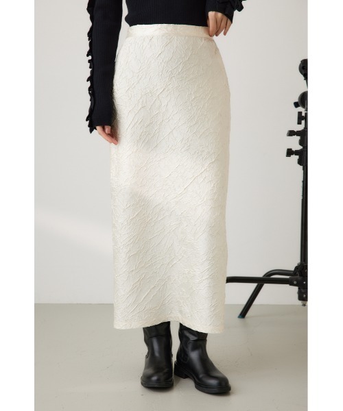 crie conforto(クリーコンフォルト)の「ワッシャーサテンナロースカート(スカート・レディース・ブラック/シルバー/アイボリー・MEDIUM/SMALL)」の2枚目の写真