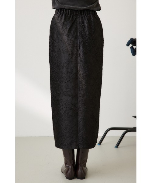 crie conforto(クリーコンフォルト)の「ワッシャーサテンナロースカート(スカート・レディース・ブラック/シルバー/アイボリー・MEDIUM/SMALL)」の6枚目の写真