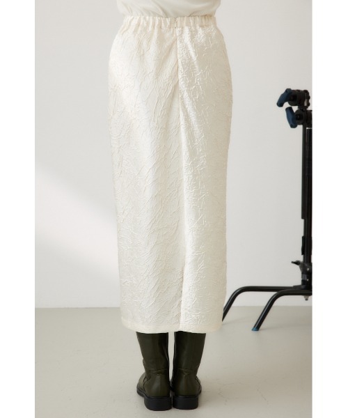 crie conforto(クリーコンフォルト)の「ワッシャーサテンナロースカート(スカート・レディース・ブラック/シルバー/アイボリー・MEDIUM/SMALL)」の14枚目の写真