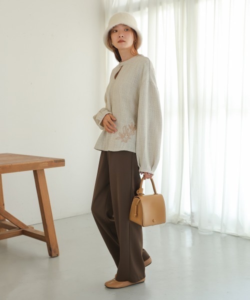 Bab(バブ)の「前後2WAY刺繍ブラウス(シャツ/ブラウス・レディース・ブラック/ホワイト系その他・M)」の16枚目の写真