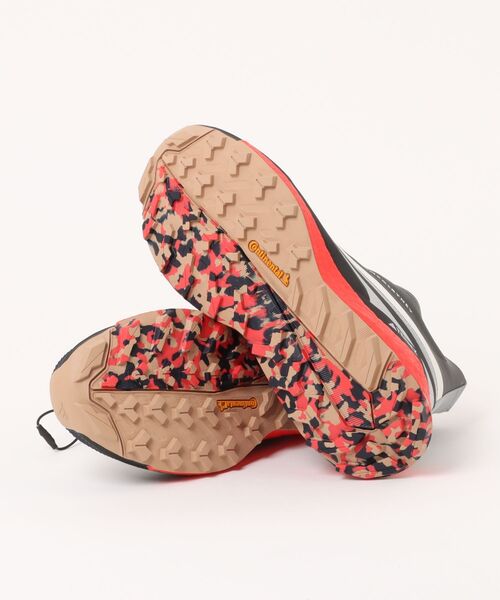 adidas by Stella McCartney（アディダスバイステラマッカートニー）の「【adidas by Stella McCartney】aSMC GTX SIL（スニーカー・レディース・ブラック・23cm/25cm/24.5cm/24cm/23.5cm）」の3枚目の写真