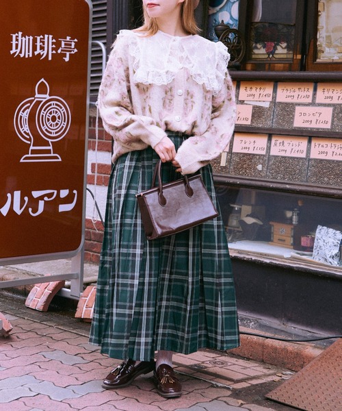 kutir（クティール）の「【クティールとレトロ】サイドベルトプリーツスカート（スカート・レディース・ダークブラウン/レッド系その他/グリーン/グレー・SMALL/LARGE/MEDIUM）」の8枚目の写真