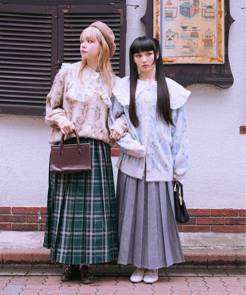 kutir（クティール）の「【クティールとレトロ】サイドベルトプリーツスカート（スカート・レディース・ダークブラウン/レッド系その他/グリーン/グレー・SMALL/LARGE/MEDIUM）」の6枚目の写真